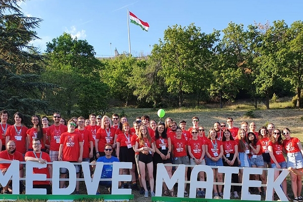 Medve Szabadtéri Matekverseny 2022 - Budapest, Gellért-hegy (pénteki futam)
